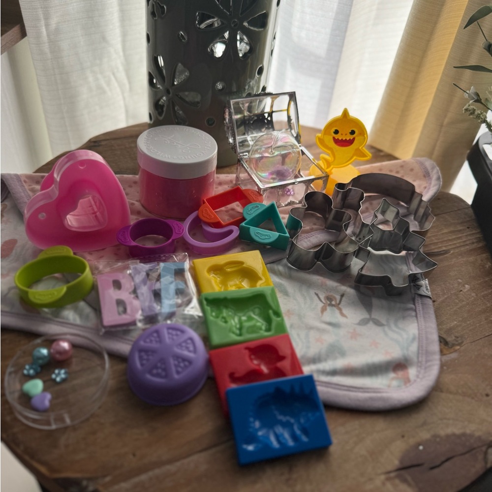 Colorful Learning Toy Set for Kids - Picture 2 of 7